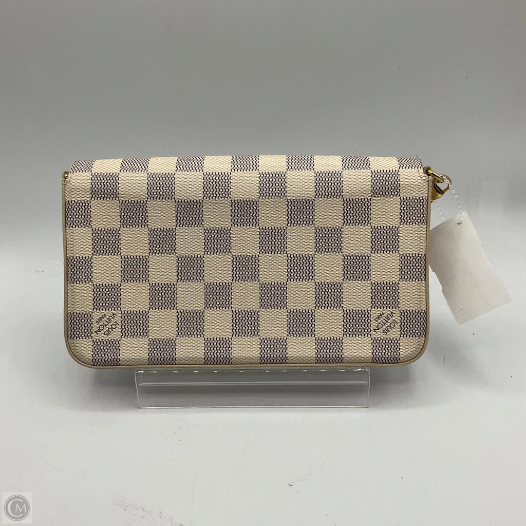 Crossbody Luxury Designer By Louis Vuitton, Size: Small
