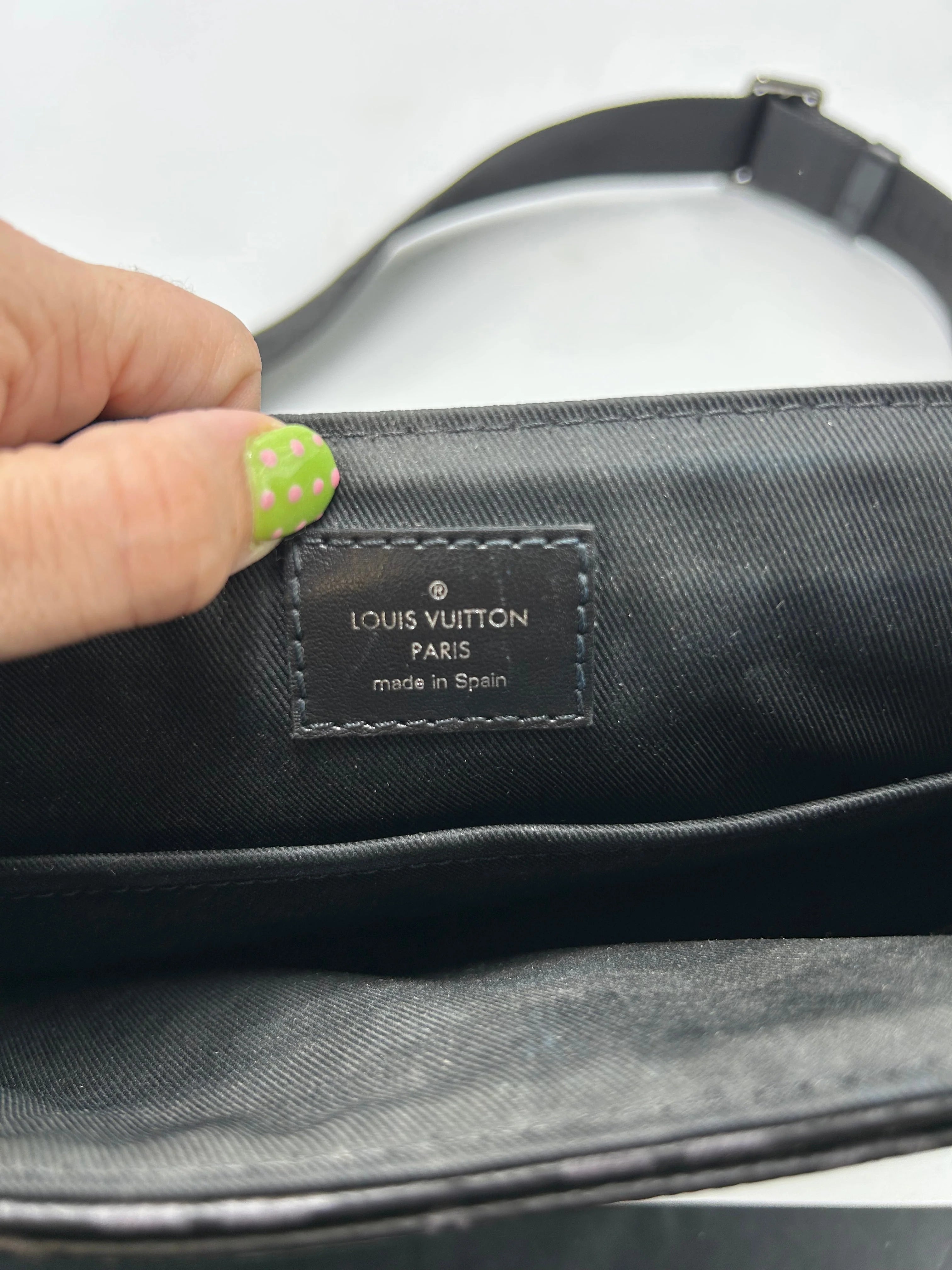 Louis Vuitton District PM Luxury Messenger Handbag