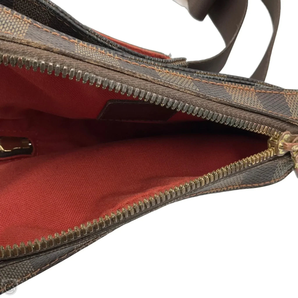 Crossbody Luxury Designer By Louis Vuitton, Size: Small