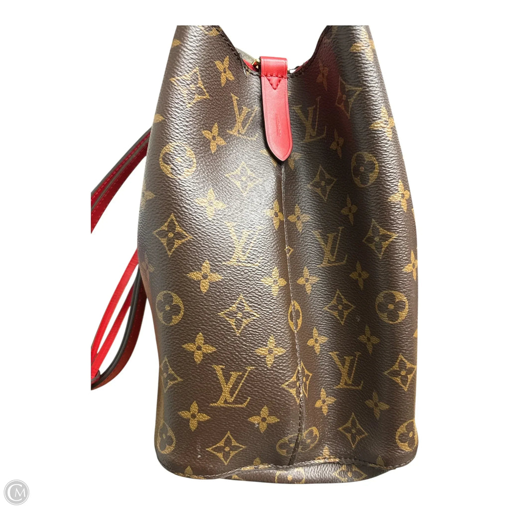 Handbag Luxury Designer By Louis Vuitton, Size: Medium