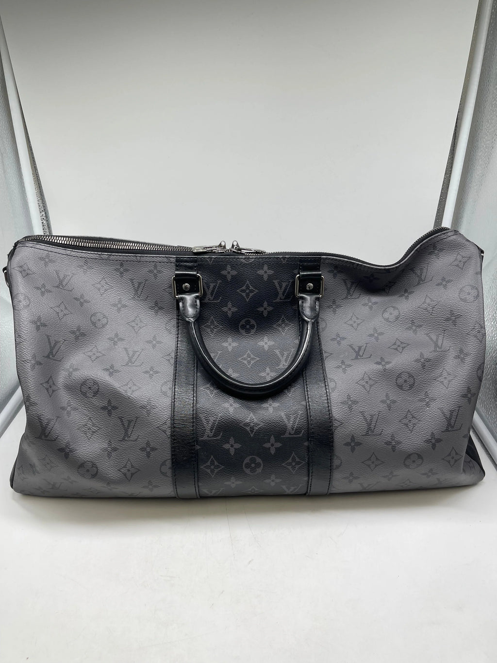 Duffle And Weekender Luxury Designer By Louis Vuitton, Size: Large