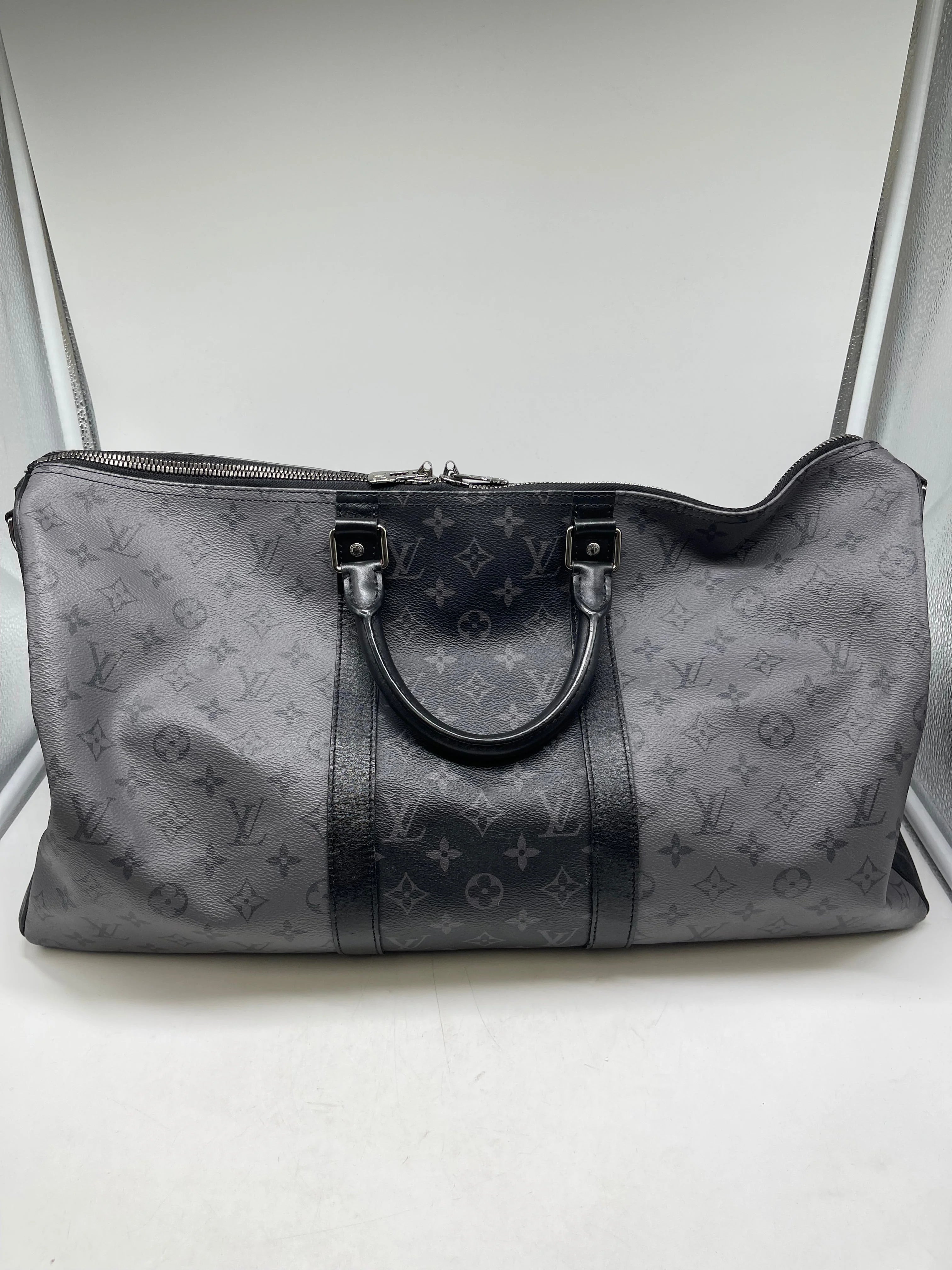 Duffle And Weekender Luxury Designer By Louis Vuitton, Size: Large