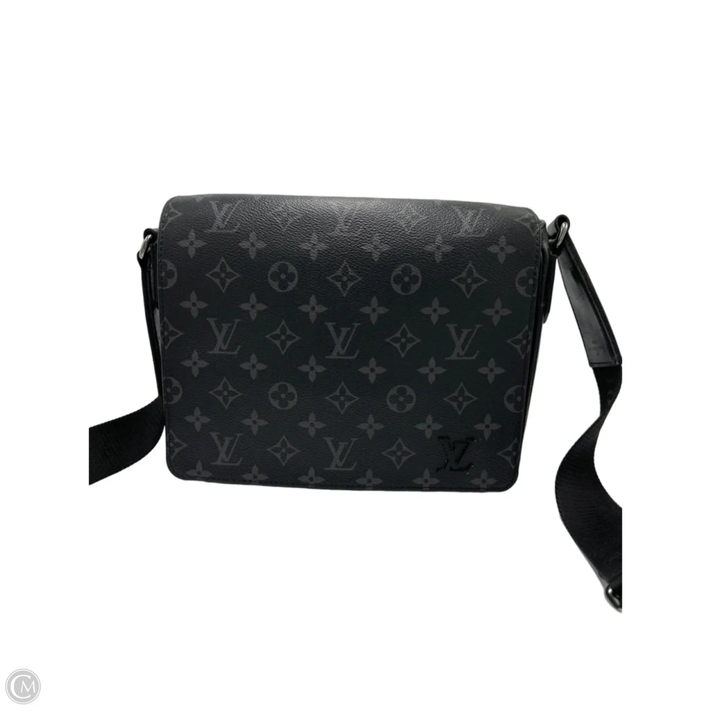 Louis Vuitton District PM Luxury Messenger Handbag
