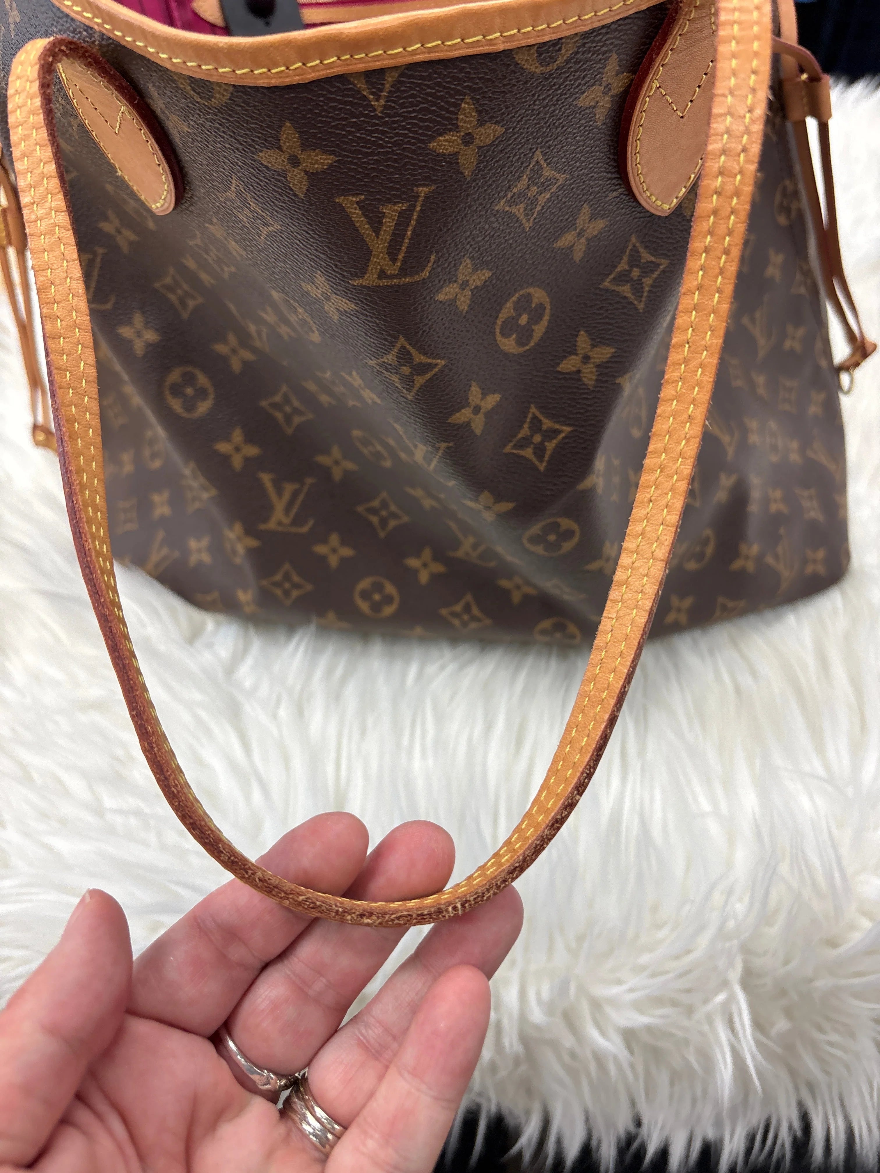 Handbag Luxury Designer By Louis Vuitton In Brown, Size:Large