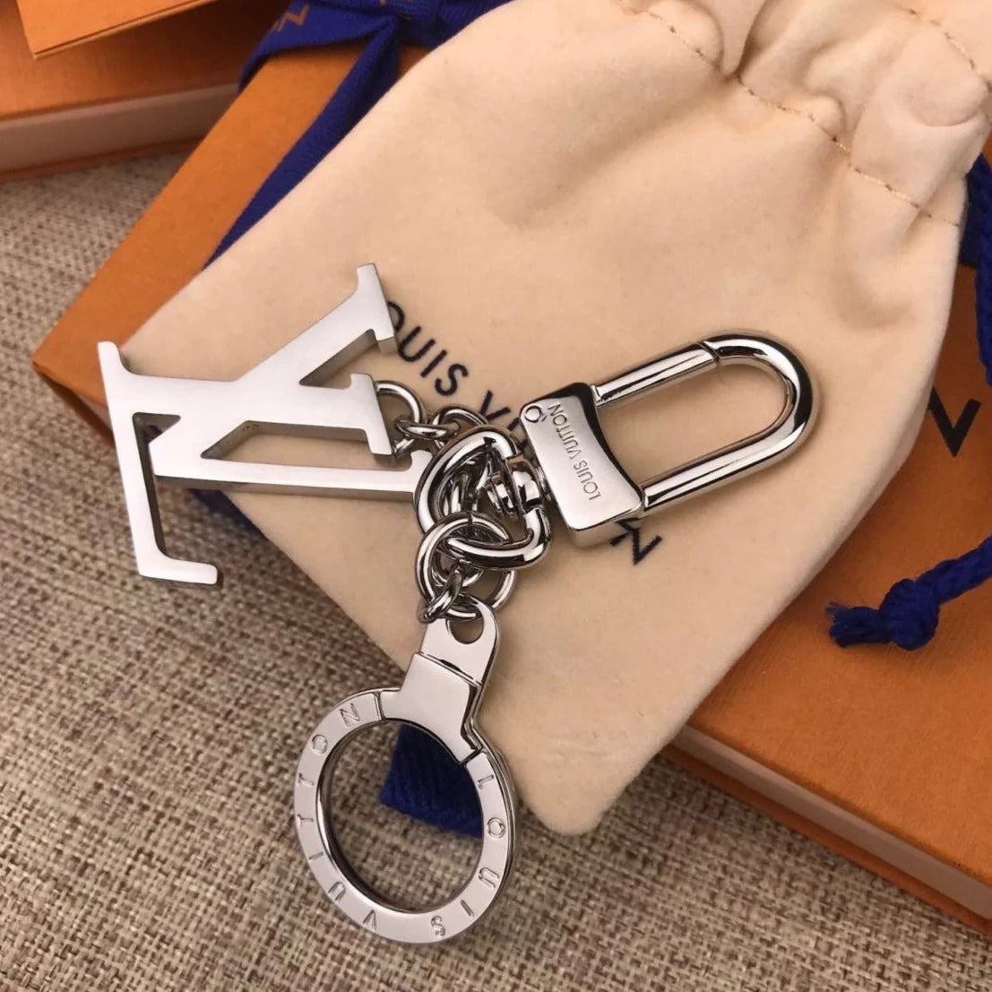 Fashionable Keychain Pendant - cuteocase