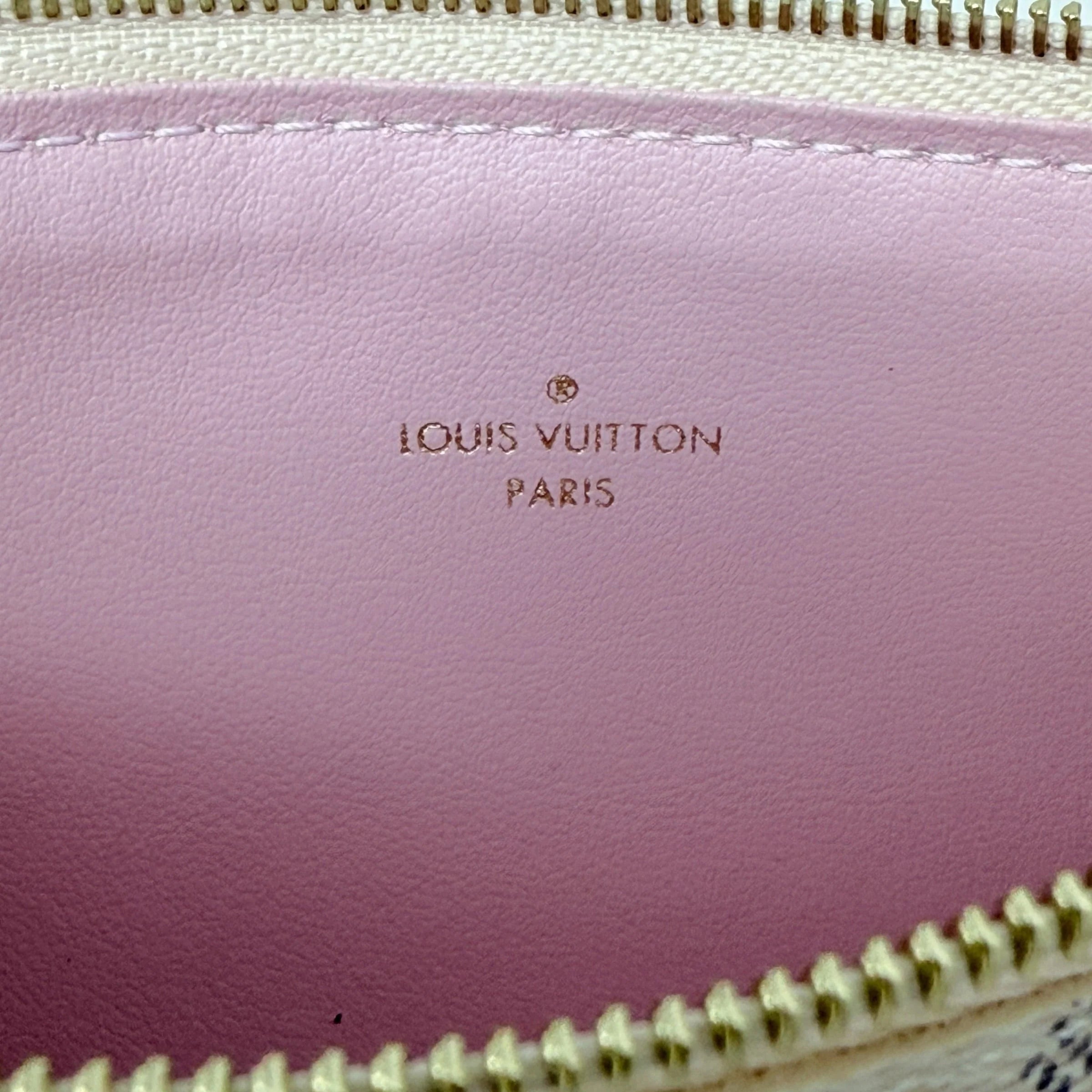 Pochette Félicie In Damier Azur Canvas Luxury Designer By Louis Vuitton, Size: Small