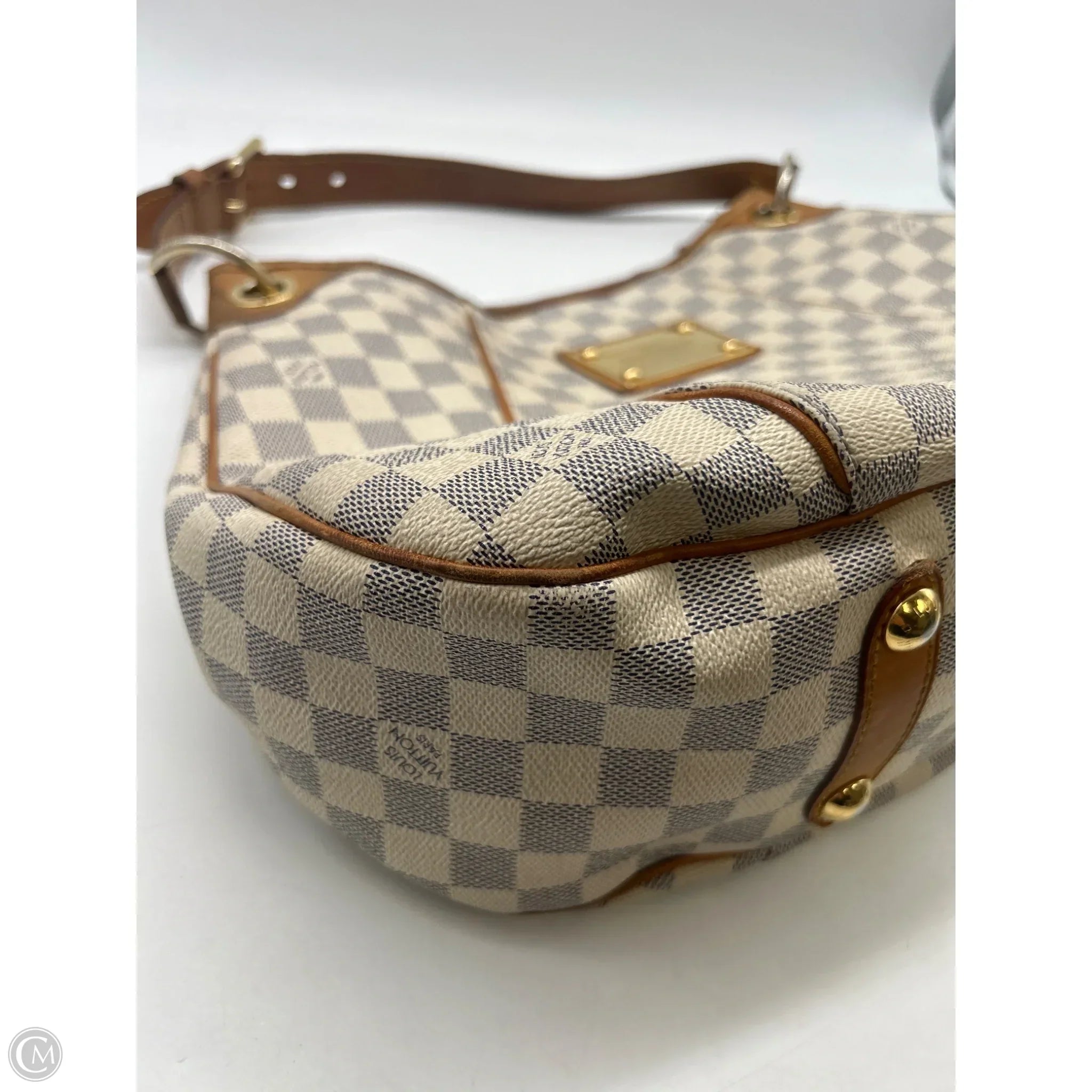 Handbag Luxury Designer By Louis Vuitton, Size: Large