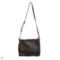 Crossbody Luxury Designer By Louis Vuitton, Size: Medium