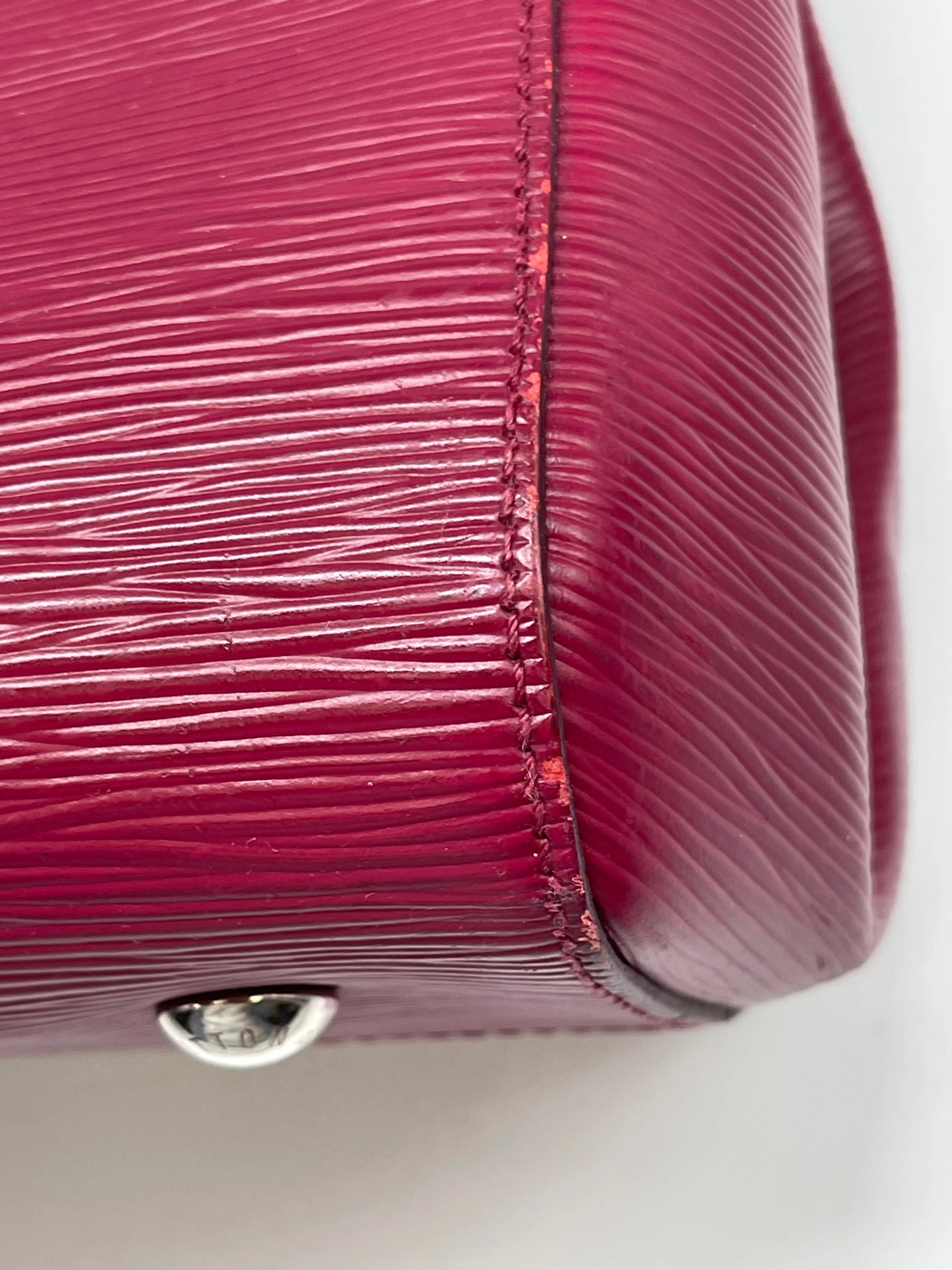 Handbag Luxury Designer By Louis Vuitton, Size: Large