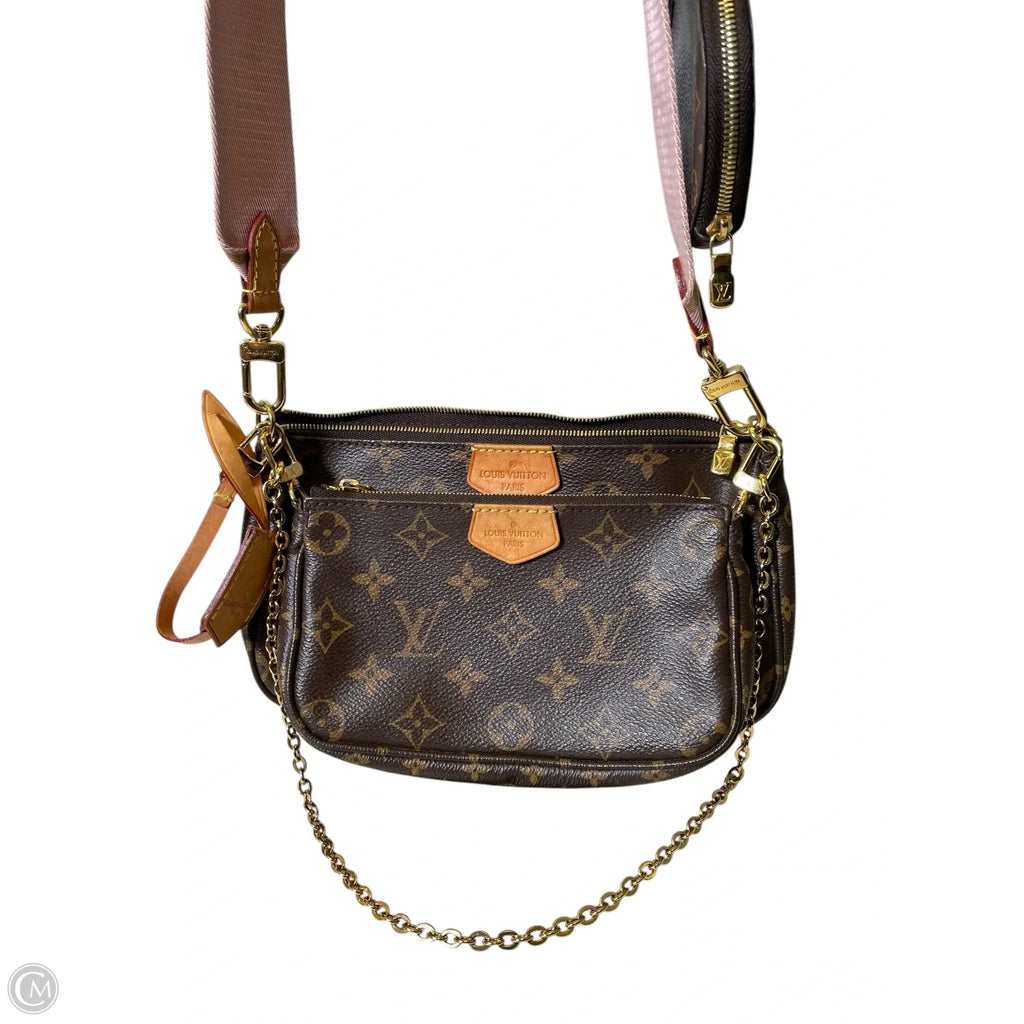 Crossbody Luxury Designer By Louis Vuitton, Size: Medium