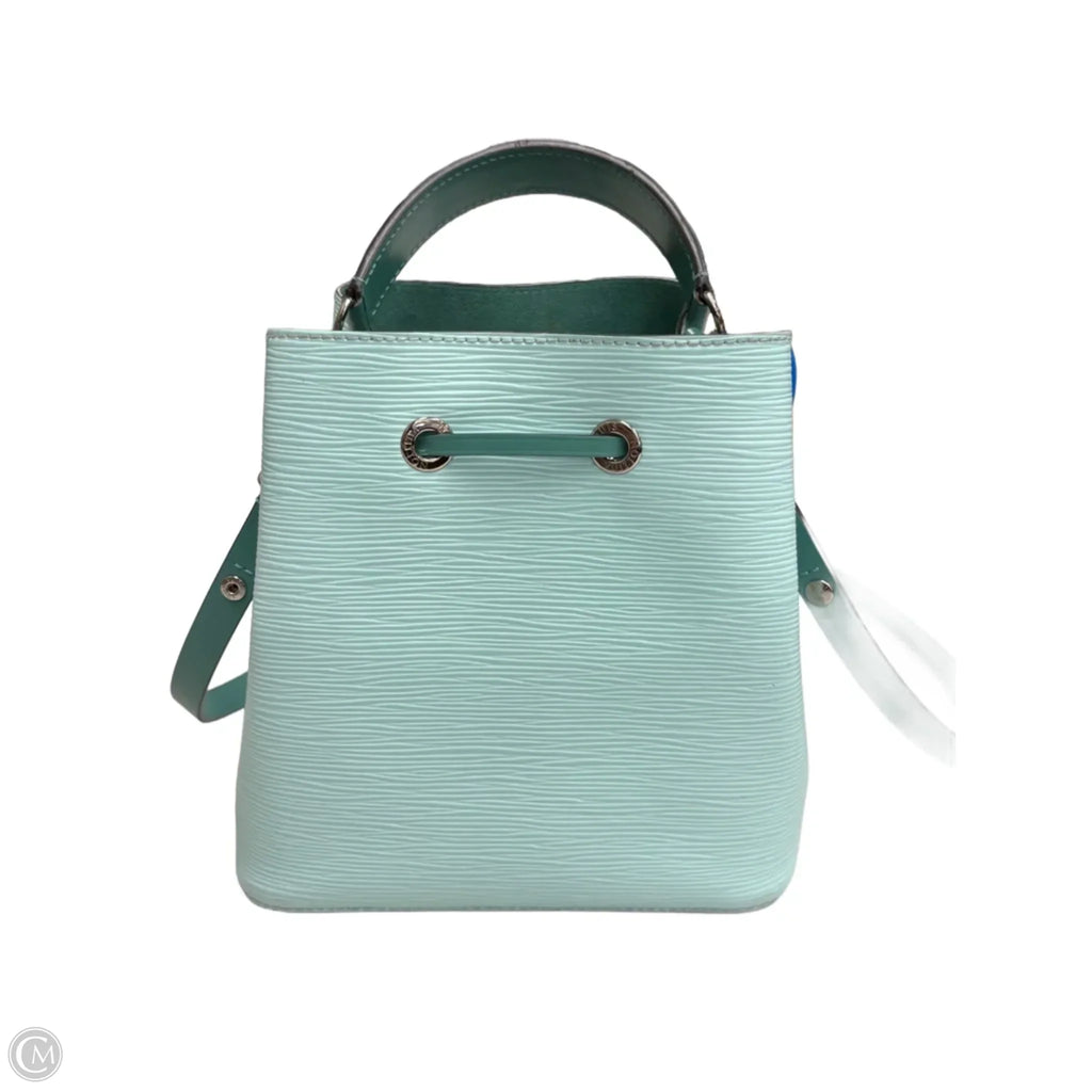 Crossbody Luxury Designer By Louis Vuitton, Size: Medium