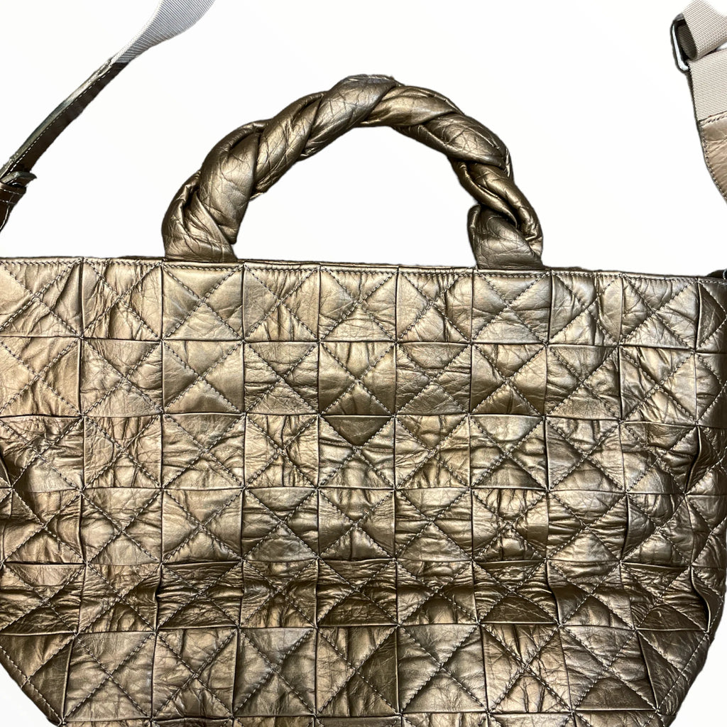 Handbag Luxury Designer By Chanel Size: Large