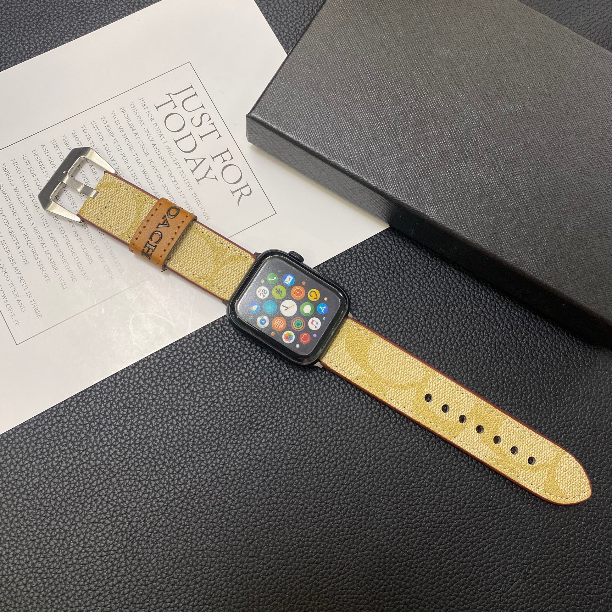 Leather Classic Apple Watch Band Coffee-YHK244221710