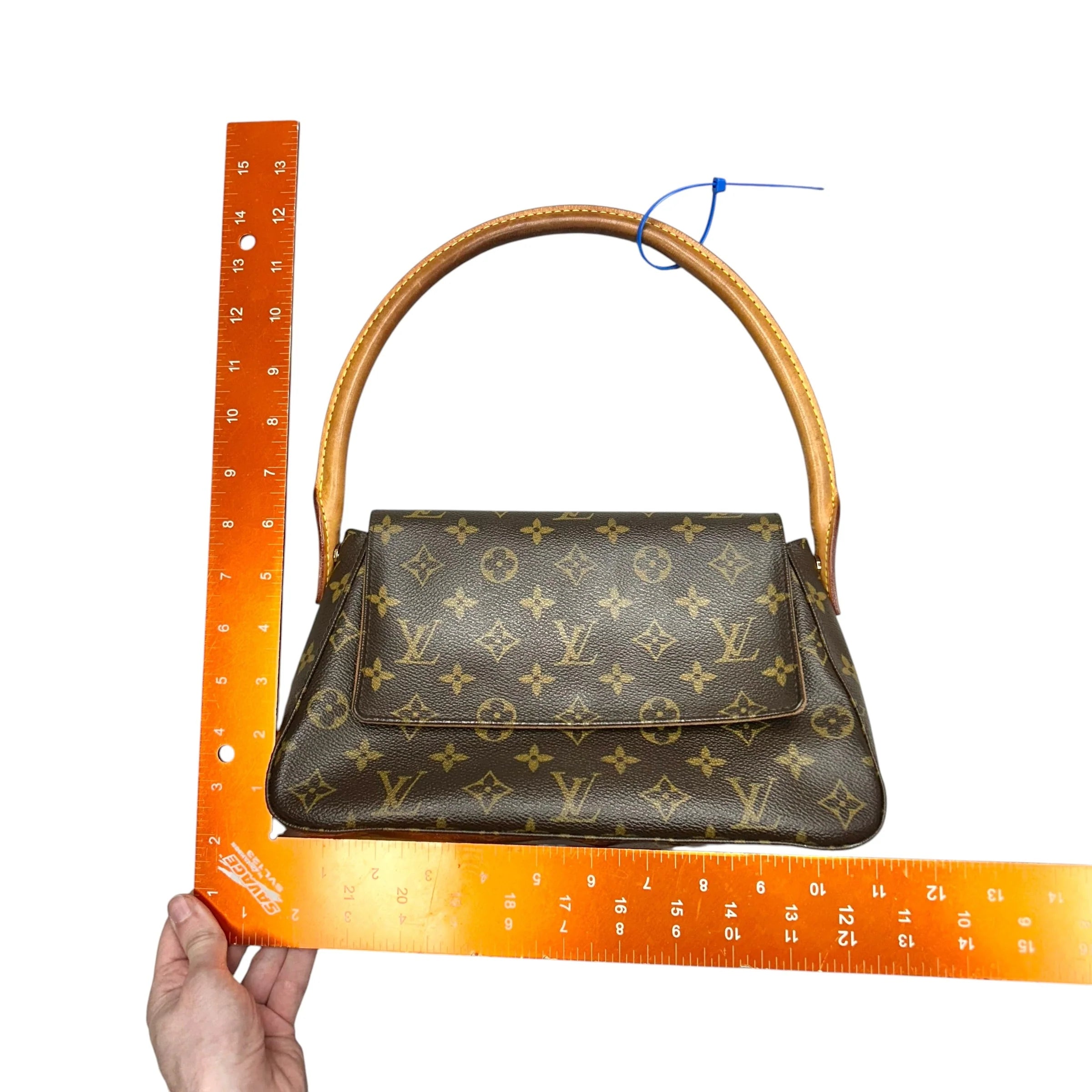 Handbag Luxury Designer By Louis Vuitton, Size: Small