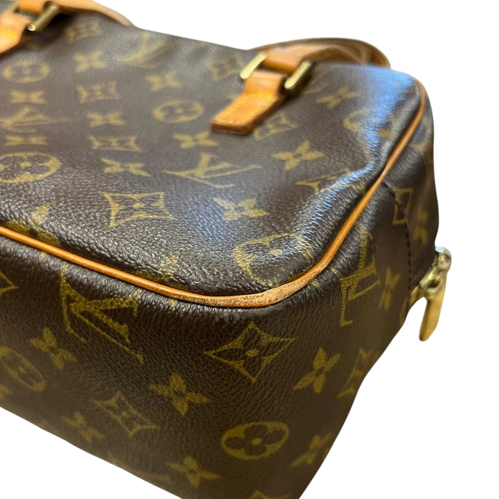 Handbag Luxury Designer By Louis Vuitton, Size: Medium