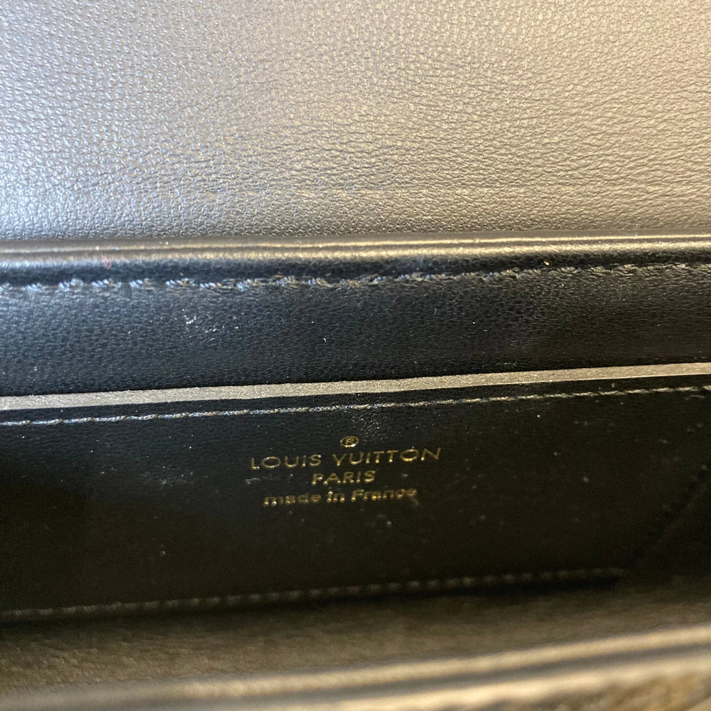 Handbag Luxury Designer By Louis Vuitton In Black, Size:Small