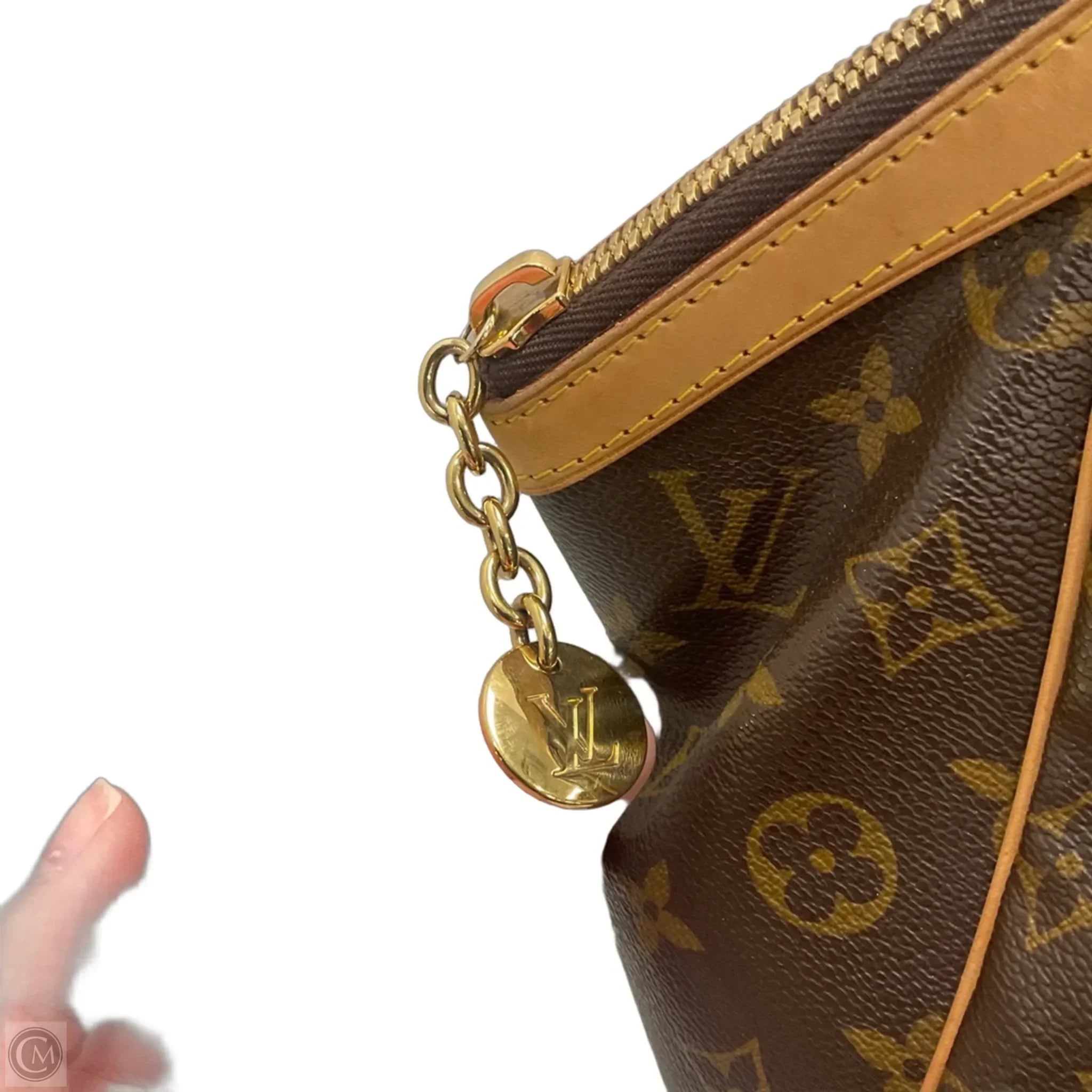 Handbag Luxury Designer By Louis Vuitton, Size: Large