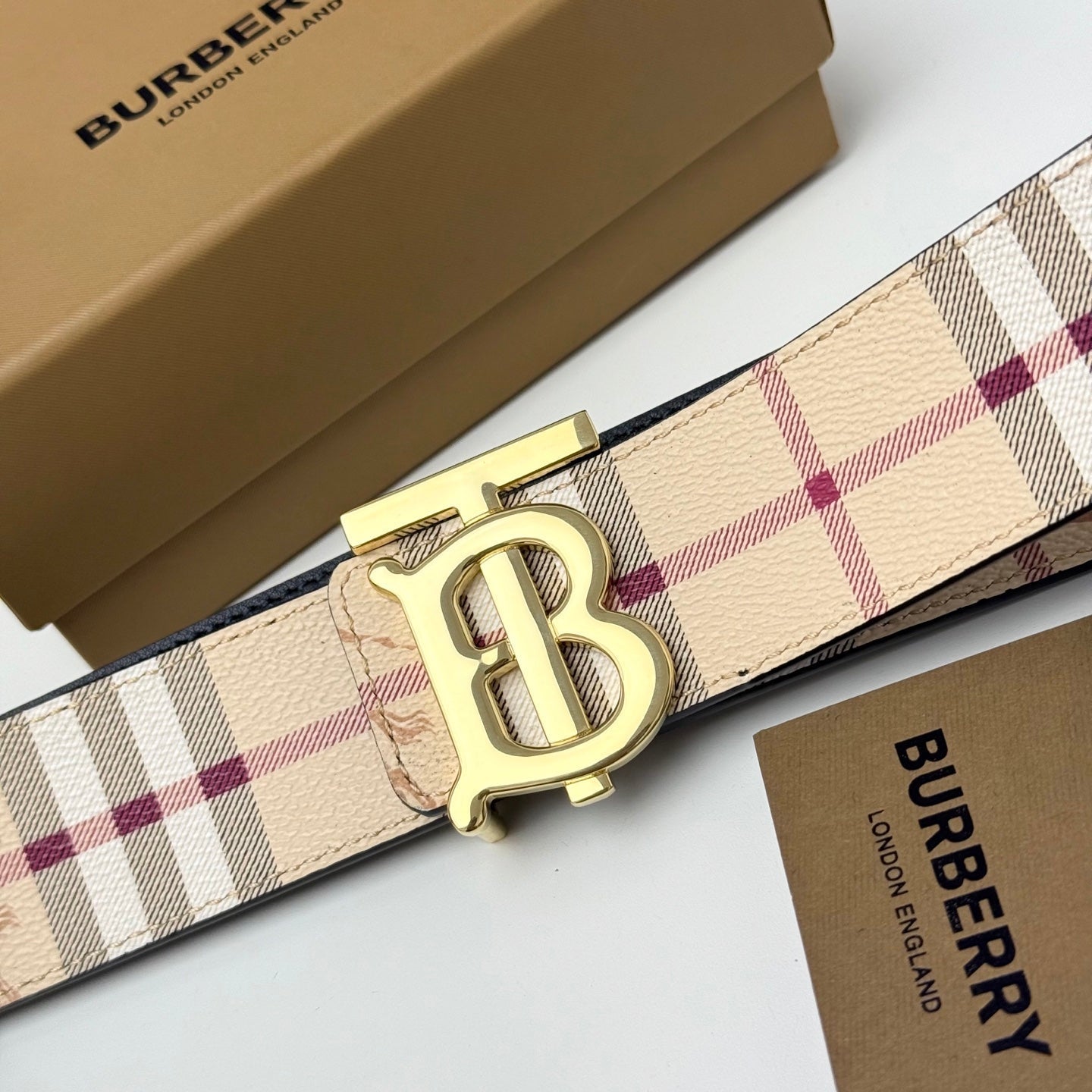 Men‘s Leather Belt â€?TB Monogram Buckle / Check Pattern